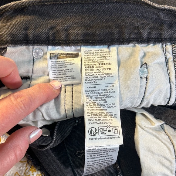 Levi's Charcoal Denim Jeans - Picture 4 of 6